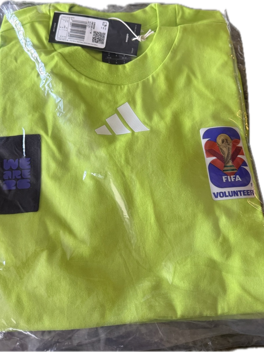 Adidas Yellow FIFA Volunteer Short-Sleeve Tee Size M